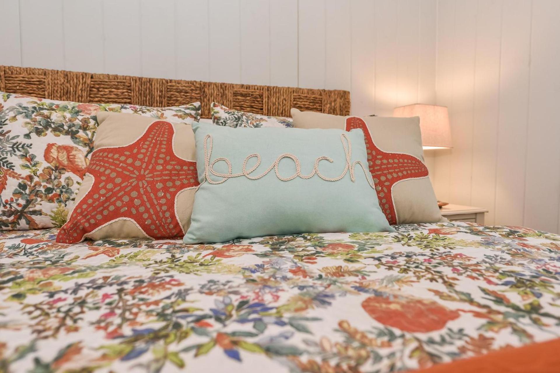The Tiki Villa Holmes Beach Bagian luar foto